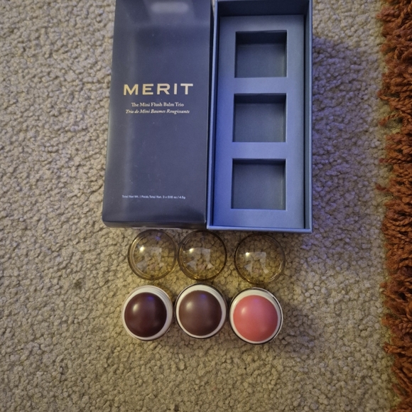 MERIT Mini Flush Balm Blush Trio Limited Edition Holiday 2025 - Picture 2 of 7